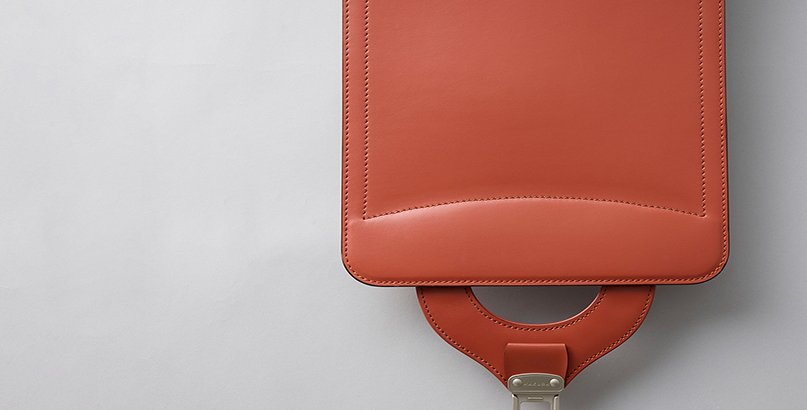 “鋲なしフラップ”は羽倉だけ